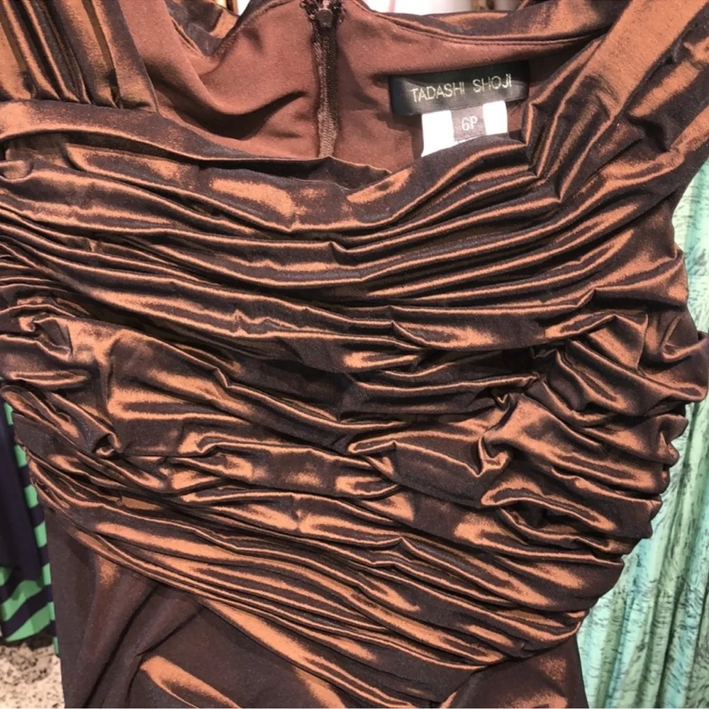 Tadashi Shoji evening gown - Picture 5 of 8